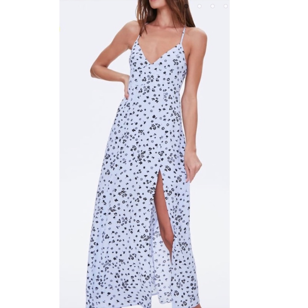 Light blue daisy floral maxi dress